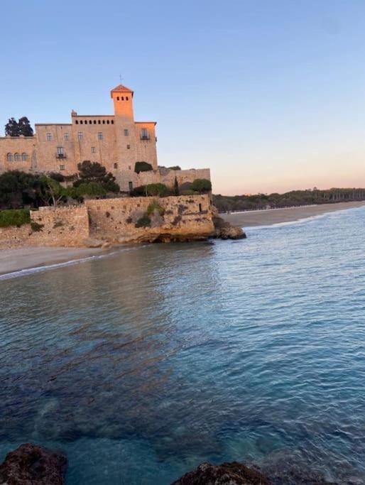 Loft, Muy Cerca De Playa Y Castillo Tamarit Tarragona Kültér fotó